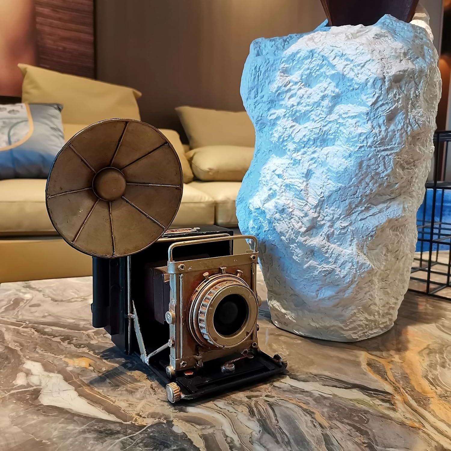 Vintage Camera Statue Model Showcase Decorative Props Showcase Camera Crafts Collectible Figurine Home Desktop Decoration - Image 3