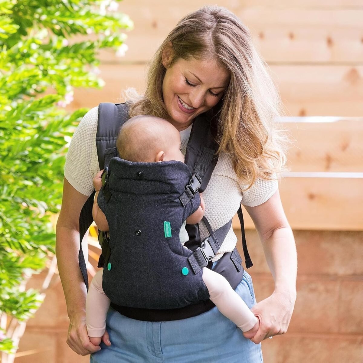 1747214425 infantino flip advanced 4 in 1 baby carrier ergonomic convertible face in and face out front and back baby carrier for newborn to toddler 8 32 lbs black.jpg