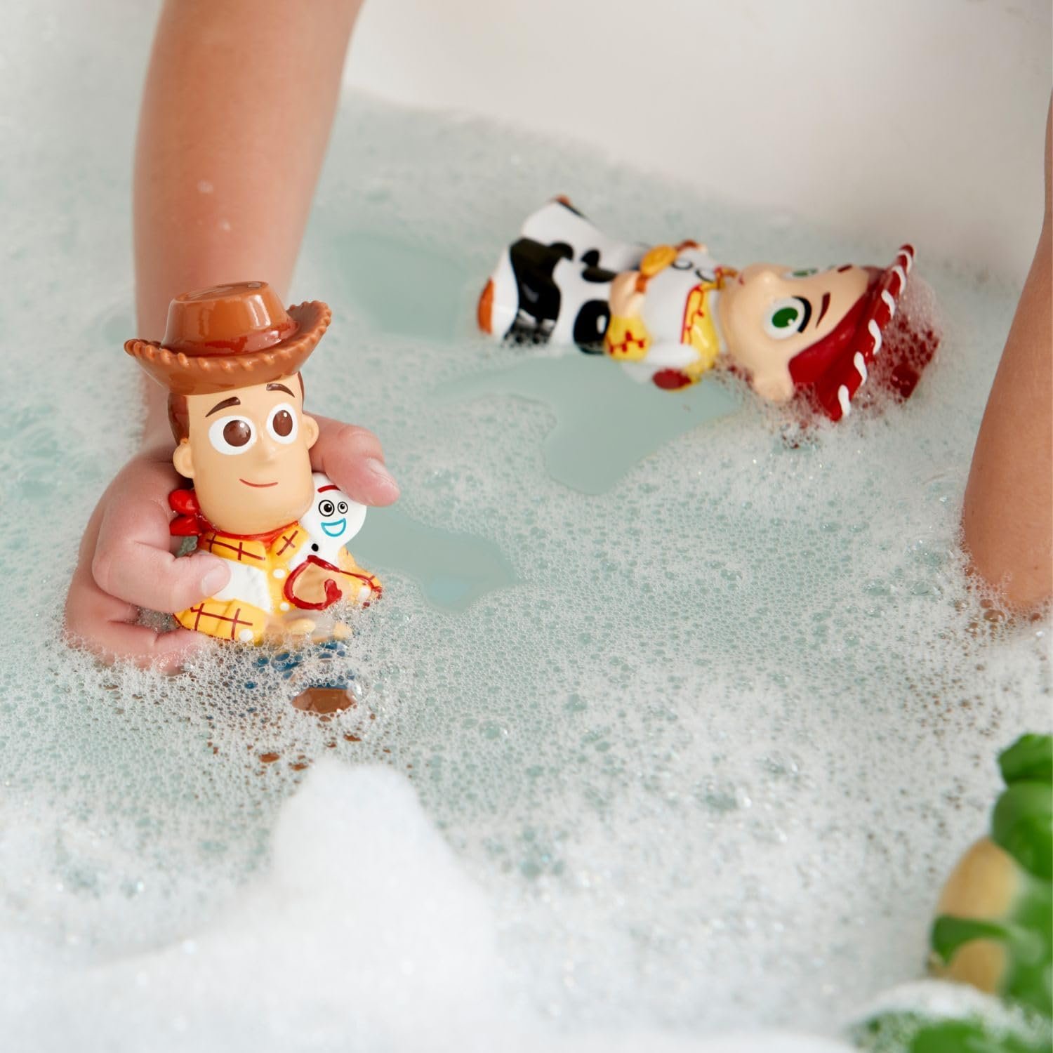 1750305009 disney store official bath set toy story kids bath accessories with beloved disney characters colorful and fun bath time essentials for kids suitable for all ages.jpg
