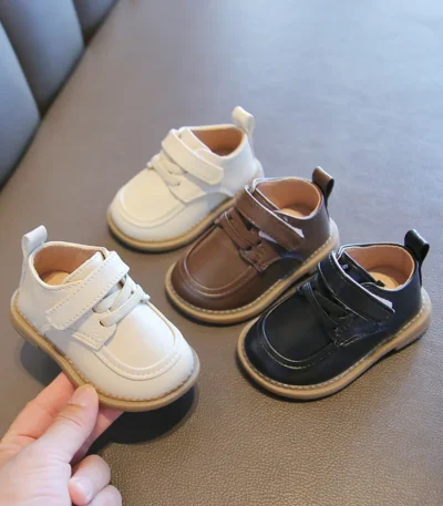 Baby 2025 Spring New Soft Sole Shoes Children's Breathable Solid Color Small Leather Shoes Fashion and Leisure Prewalker Newborn 1