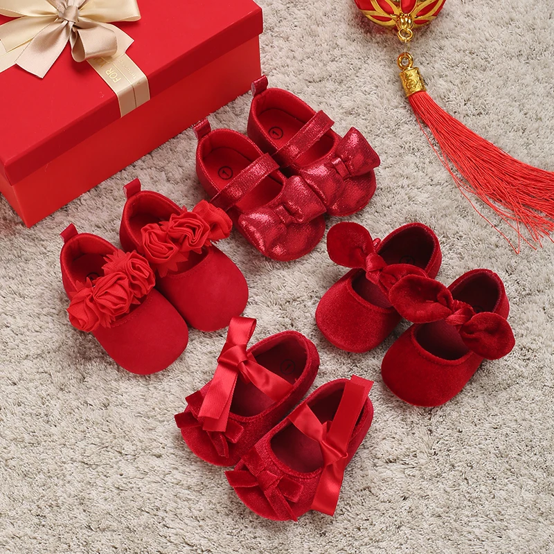 Baby Shoes Cute Baby Sweet Princess Style 0-1 Year Old Non slip Fabric Sole Newborn Red Holiday Walking Shoes 2023 New Ins Super Baby Shoes Cute Baby Sweet Princess Style 0-1 Year Old Non slip Fabric Sole Newborn Red Holiday Walking Shoes 2023 New Ins Super