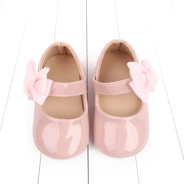 BeQeuewll Baby Girls Cute Moccasinss Sole Bowknot PU Leather Flats Shoes First Walkers Non-Slip Spring Autumn Princess Shoes