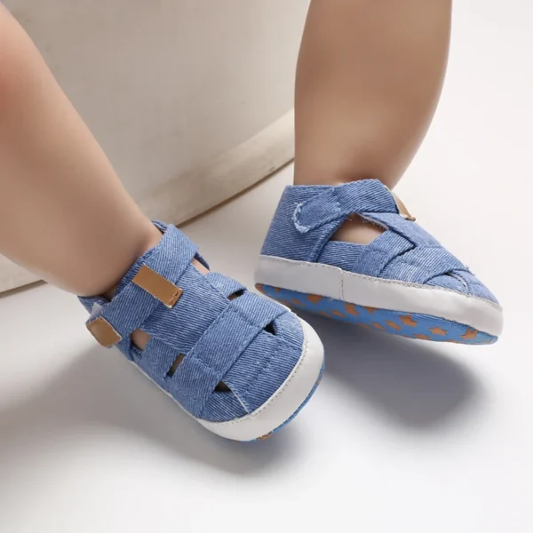 Newborn Boys And Girls Baby Shoes Fashion Canvas Soft Soles First Walking Shoes Breathable Sandals Popular Summer Beach Shoes
