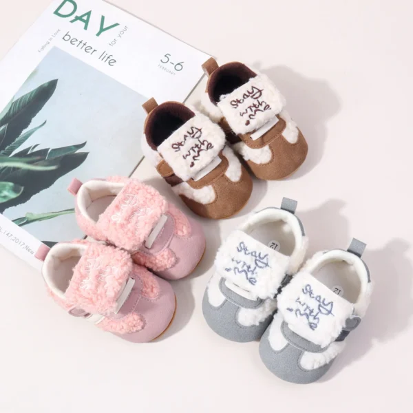 2025 New Design Autumn And Winter Newborn Baby Boys And Girls Causal Sports First Walking Toddler Shoes With Soft TPR Sole