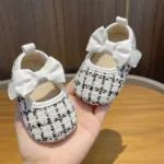 BeQeuewll Cute Baby Girls Shoes Princess Infant Mary Jane Flats ﻿Crib Shoes Dress Shoes Non-Slip Prewalkers Shoes for Infants