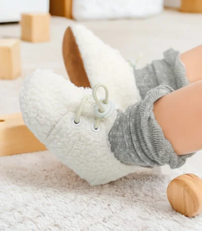 Infant Baby Boy Girl Cozy Fleece Bootie Newborn Stay On Slipper Winter Warm Gripper Non-Slip Crib Shoes 1