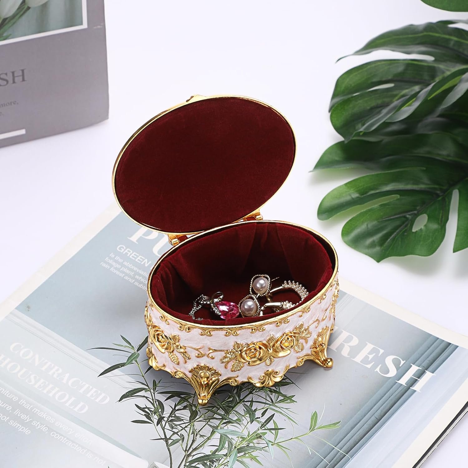 Hipiwe Vintage Metal Jewelry Box - Oval Trinket Organizer Ring Box Case with Rose Pattern Jewelry Storage Box for Ring Earrings Necklace, Gift for Women - Image 5