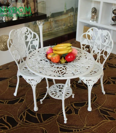2024 New Design Modern Outdoor Aluminum Dining Set, Waterproof 3-Piece Patio Table & Chairs 1