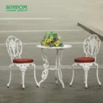Outdoor Metal Table and Chairs, Fashionable Design, Restaurant and Garden