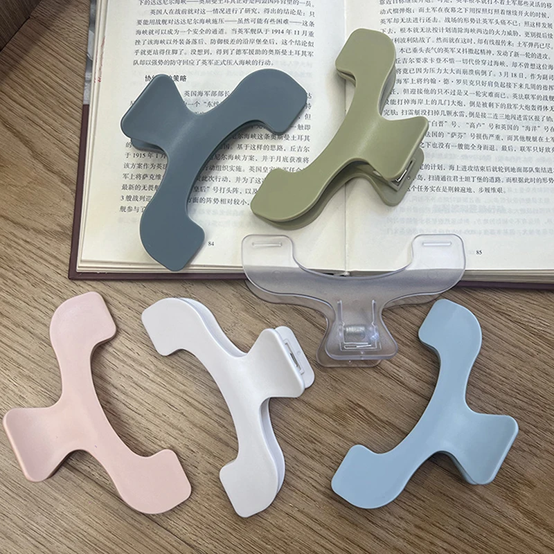 1Pcs Simple Fixed Book Clips Frosted Transparent Page Holder For Reading Tool Memo Clip Desk Accessories Practical Note Holder 1Pcs Simple Fixed Book Clips Frosted Transparent Page Holder For Reading Tool Memo Clip Desk Accessories Practical Note Holder