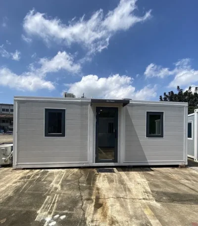 Customized House Prefab Container Home Foldable Modular House Waterproof Fireproof For Family Project Dormitory 1