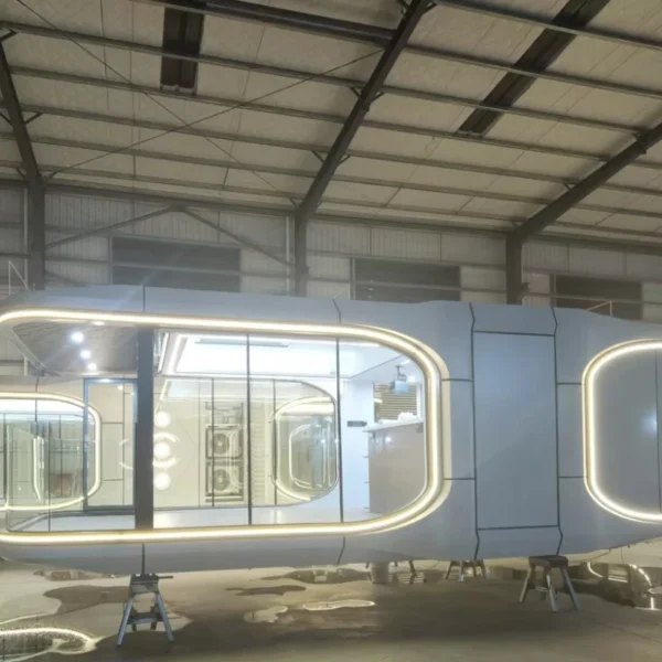 Modern Prefabricated Capsule Residential Commercial Space Tiny Capsule House apple Pod Capsule House Hotel
