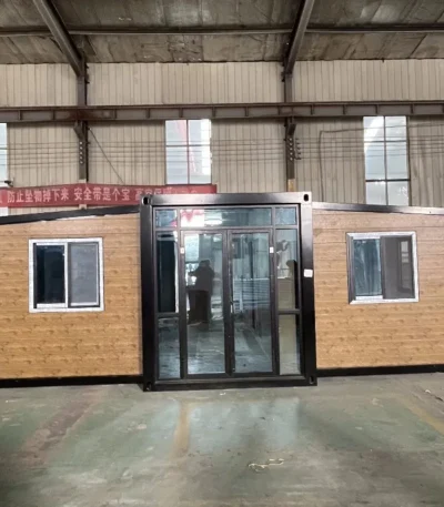 Customized Foldable Container House Prefab Vacation Home With Deck Option Outdoor Shower And BBQ Area 1
