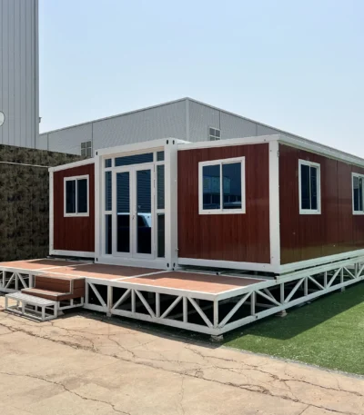 Customized Ready Made 3 Bedroom Prefabricated House Prefab Modular Homes Expandable Container House Tiny Houses 1