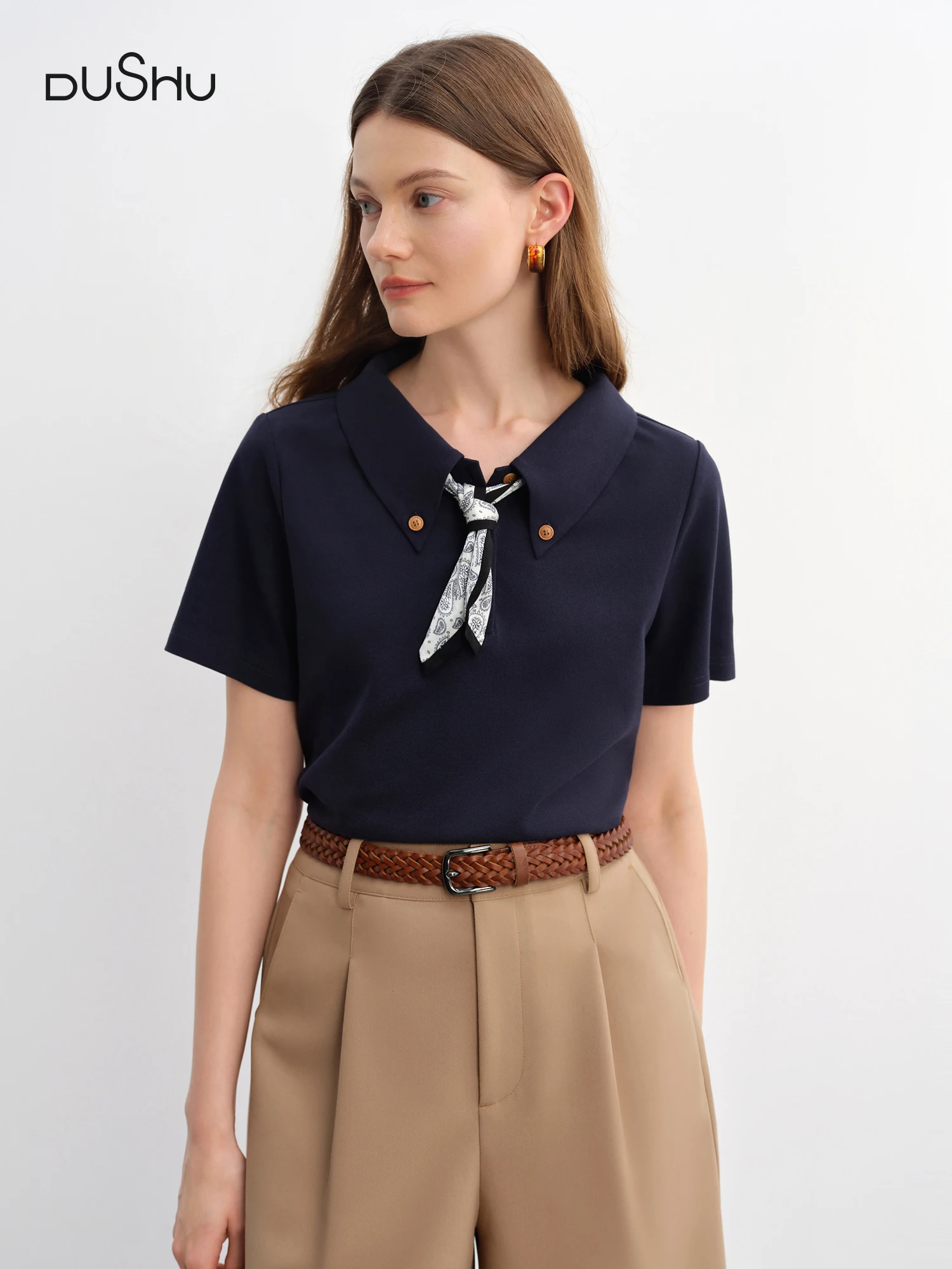 DUSHU Plus Size Women Waistflower Scarf Pattern Short Sleeve Polo Collar T-Shirt New 2025 Arrival Relaxed Fit 25DS82918 DUSHU Plus Size Women Waistflower Scarf Pattern Short Sleeve Polo Collar T-Shirt New 2025 Arrival Relaxed Fit 25DS82918